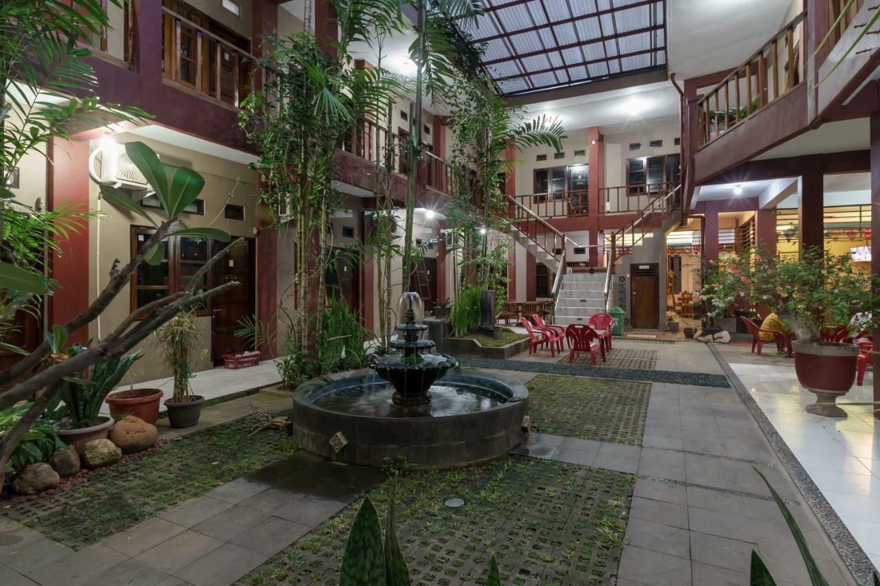 Reddoorz Syariah Near Fort Marlborough Bengkulu Exterior photo